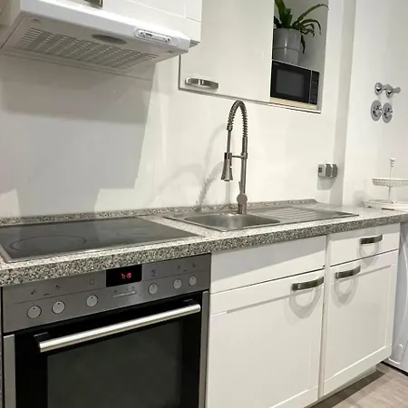 Apartment Be My Guest In *