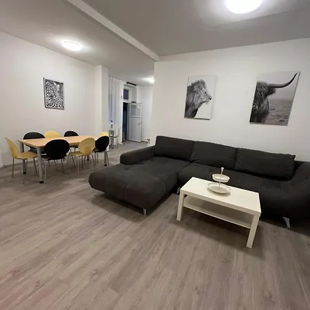 Be My Guest In Apartment